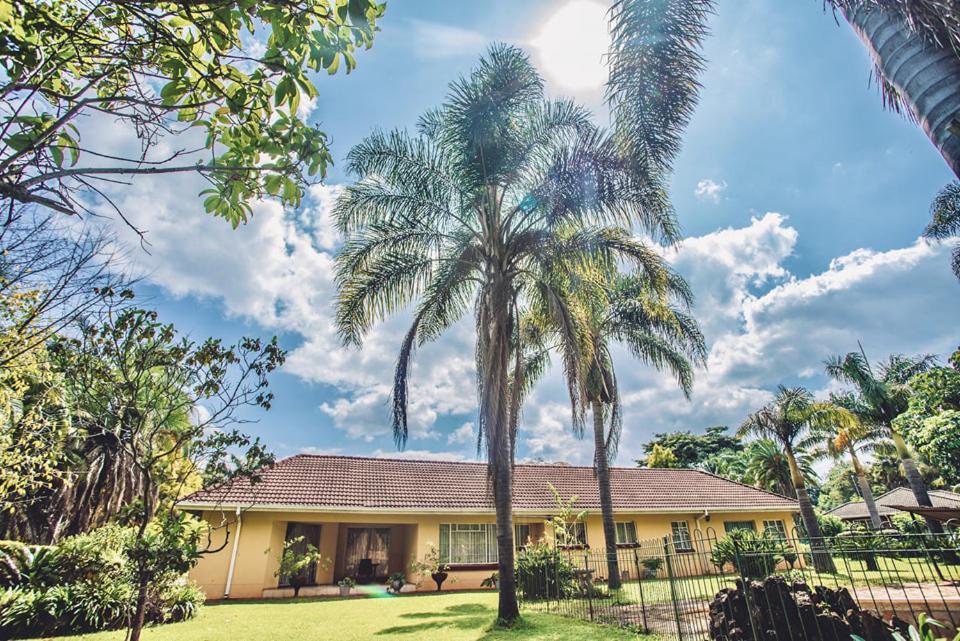 Palm Villa Хараре Екстериор снимка